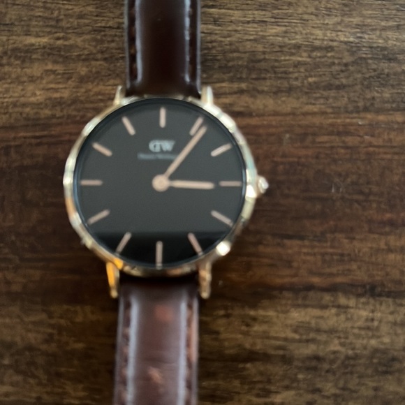 daniel wellington watch and massimo dutti - Picture 3 of 6
